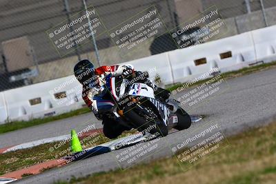 media/Jan-21-2023-Fastrack Riders (Sat) [[fcf3f88a30]]/Level 4/Session 3 Turn 9/